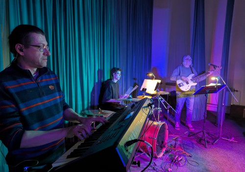 PXL_20251123_001057201.MP